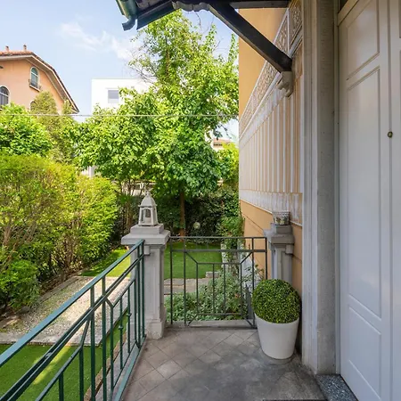 Villa Exclusive Italian Garden In